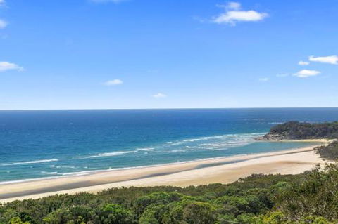 Tramican Street House - Sunshine Coast Guide 1