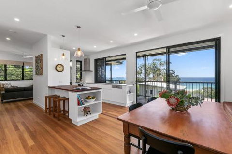Tramican Street House - Sunshine Coast Guide 5