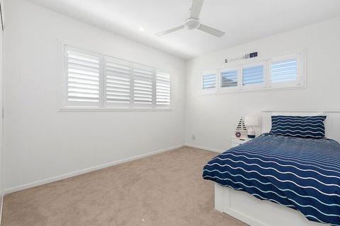Nautilus Ocean Breeze - Sunshine Coast Guide 6