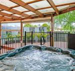 The Resort at 222 - Sunshine Coast Guide