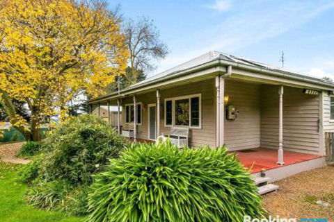 Elm Cottage - Sunshine Coast Guide 6