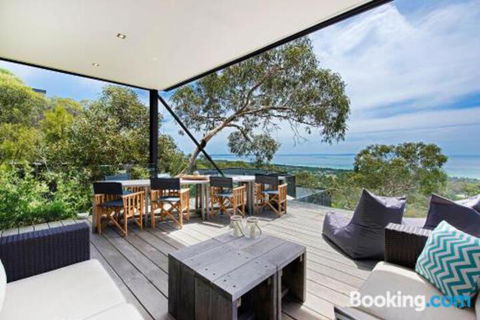 Above It All - Sunshine Coast Guide 1