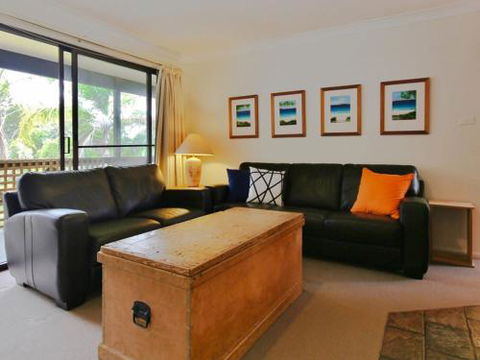 Take Time At Hyams Beach 4pm Check Out Sundays - Sunshine Coast Guide 4