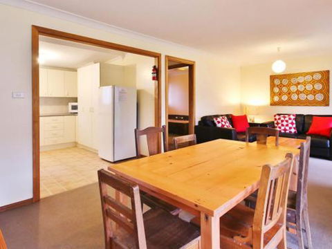 Take Time At Hyams Beach 4pm Check Out Sundays - Sunshine Coast Guide 5