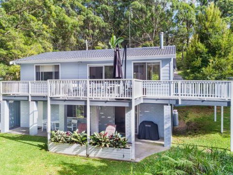 Treetops In Vincentia 4pm Check Out Sundays - Sunshine Coast Guide 0