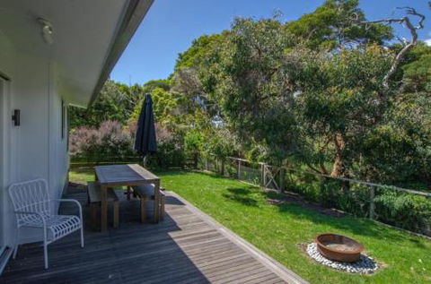 Rosella Cottage Waratah Bay - Sunshine Coast Guide 0