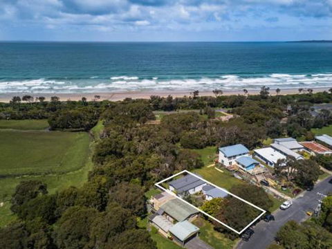 Rosella Cottage Waratah Bay - Sunshine Coast Guide 4