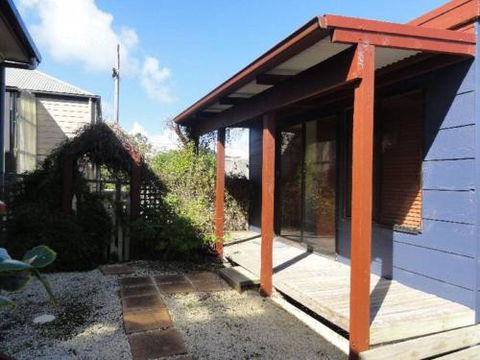 14 Sunshine Rise Sandy Point - Sunshine Coast Guide 1