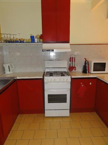 14 Sunshine Rise Sandy Point - Sunshine Coast Guide 2