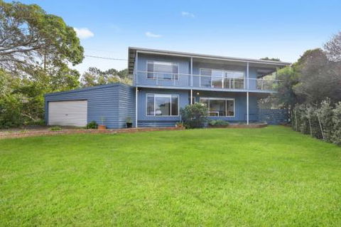 Anglesea Holiday House - Sunshine Coast Guide 0