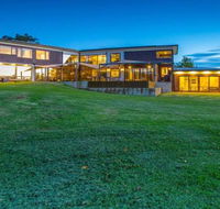 ALPINE LODGE Alpine Southern Highlands 4pm Check Out Sundays - Sunshine Coast Guide
