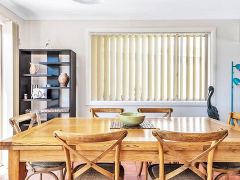 North St. 3 87 Ulladulla - Sunshine Coast Guide 2