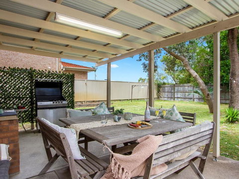 Take A Break Callala Beach - Sunshine Coast Guide 3