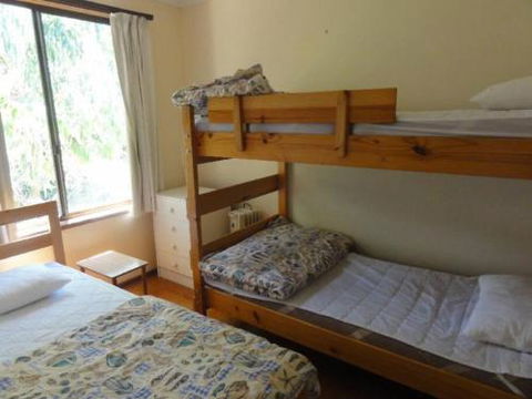 14 Tecoma Avenue Sandy Point - Sunshine Coast Guide 5