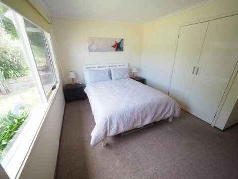 27 Beach Parade Sandy Point - Sunshine Coast Guide 3