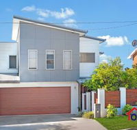 SUNNY DAZE BONNY HILLS - Sunshine Coast Guide