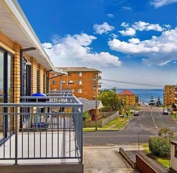 Ashley Court Unit 7 - Sunshine Coast Guide 0
