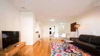 The Apartment Service NEWT1 - Sunshine Coast Guide 0