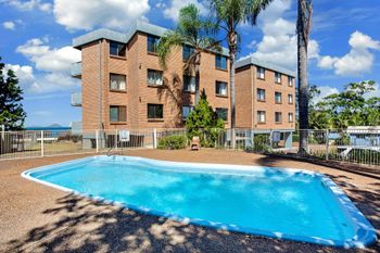 Triview Unit 10 1 Mitchell Street - Sunshine Coast Guide 1