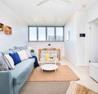 Bright 2 Bedroom Seafoam Apartment - Sunshine Coast Guide