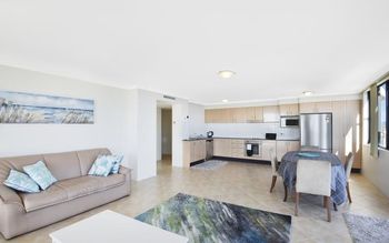 Atlantis Apartment Views For Days - Sunshine Coast Guide 3