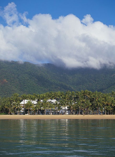 ANGSANA GREAT BARRIER REEF - Sunshine Coast Guide 3