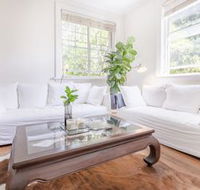 Bright Harbour Side 1 Bedroom Apartment - Sunshine Coast Guide