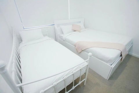 B03-darling Harbour 1 BDR APT - Sunshine Coast Guide 1