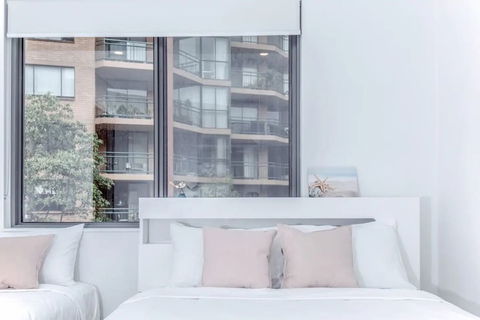 B03-darling Harbour 1 BDR APT - Sunshine Coast Guide 2
