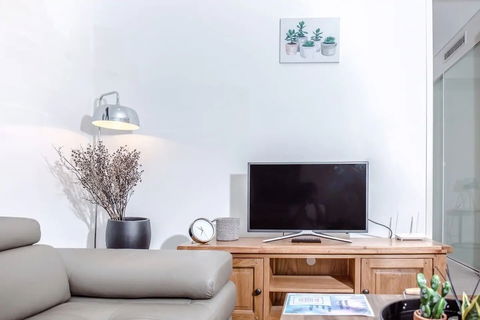 B03-darling Harbour 1 BDR APT - Sunshine Coast Guide 5