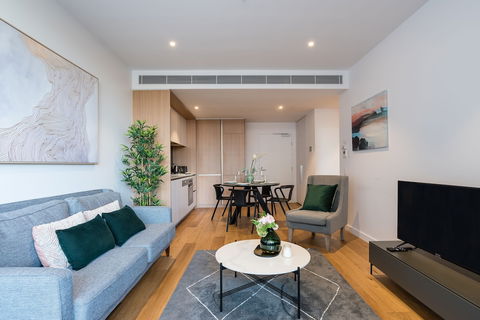 Apartment Darling Harbour - Hay Street - Sunshine Coast Guide 1