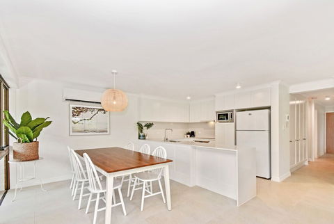 Oceanside Apartment - LAMER9 - Sunshine Coast Guide 6