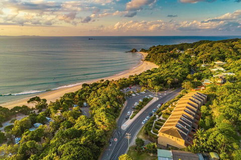 A Perfect Stay - 3 James Cook Apartments - Sunshine Coast Guide 0