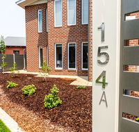 Wagga Apartments 1 - Sunshine Coast Guide