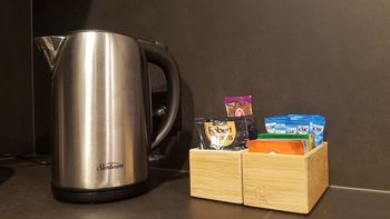 Richmond Lifestyle Apartment - Sunshine Coast Guide 5