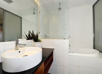 Mandurah Private Collection - Sunshine Coast Guide 1