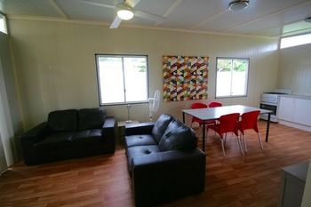 Beaches Of Byron - Sunshine Coast Guide 4