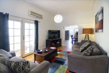Richmond Vibe Rejuvenate Stays - Sunshine Coast Guide 0