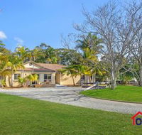 BEACHSIDE HIDEAWAY BONNY HILLS - Sunshine Coast Guide