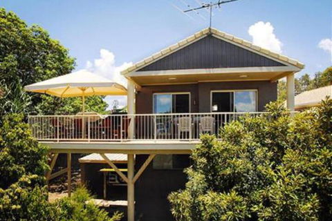 At Cylinder Unit 3 - Sunshine Coast Guide 0