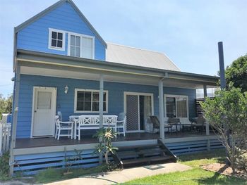 Kookaburra Cottage At Hat Head - Sunshine Coast Guide 0