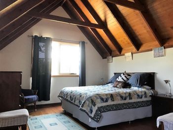 Kookaburra Cottage At Hat Head - Sunshine Coast Guide 1