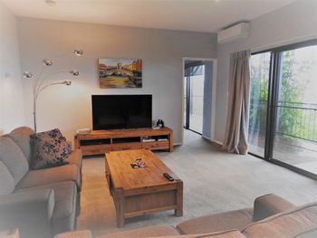 Misty Range - Sunshine Coast Guide 5