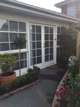Nutgrove Beach Studio Apartment - Sunshine Coast Guide 0