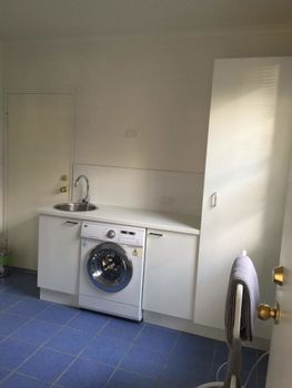 Nutgrove Beach Studio Apartment - Sunshine Coast Guide 2