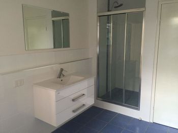 Nutgrove Beach Studio Apartment - Sunshine Coast Guide 6
