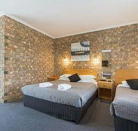 Comfort Inn Citrus Valley - Sunshine Coast Guide