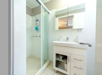 Super 1 Bedroom Pad In New Farm - Sunshine Coast Guide 4