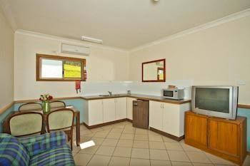 Altamira Retreat - Sunshine Coast Guide 0
