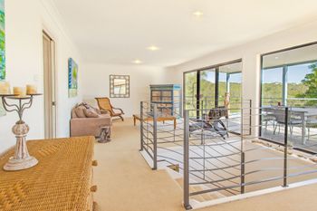 Spinnakers Loft 3 Bed Apartment - Sunshine Coast Guide 0